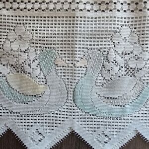 Vintage JCPenney Lace Duck Pattern Curtain Valance  White and Light Blue Cottage